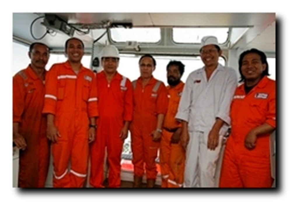 crew on Bridge