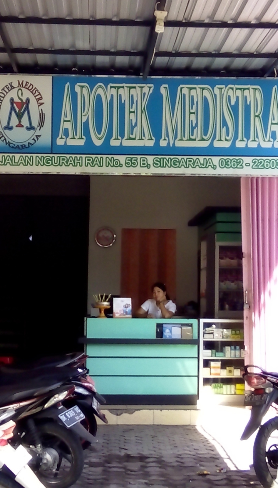 Apotik Medistra