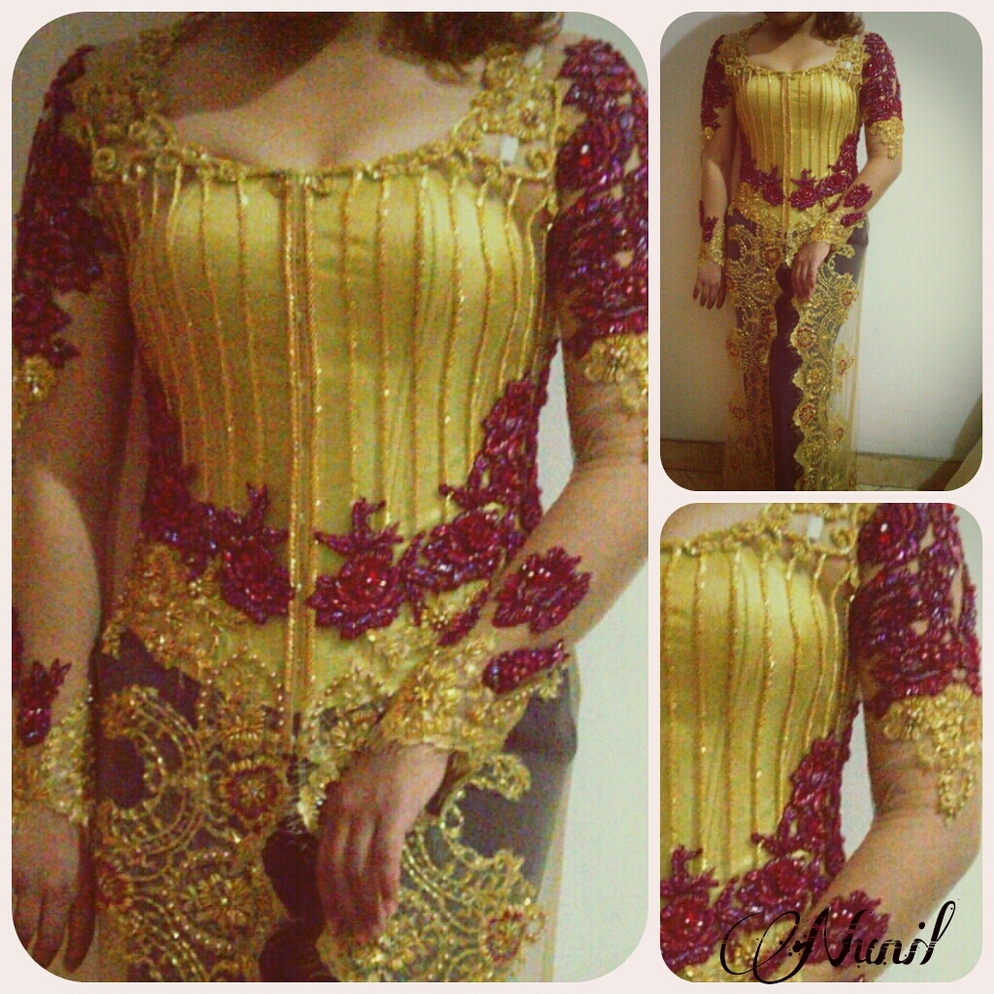 Kebaya kombinasi gold dan merah