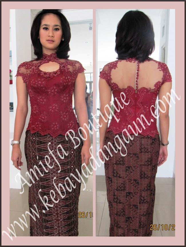 Kebaya Bustier Menyatu