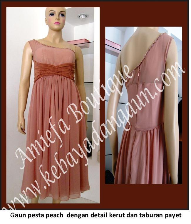 Gaun Pesta Peach