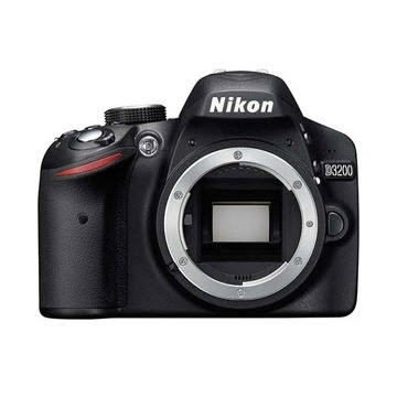 Nikon D3200 body only
