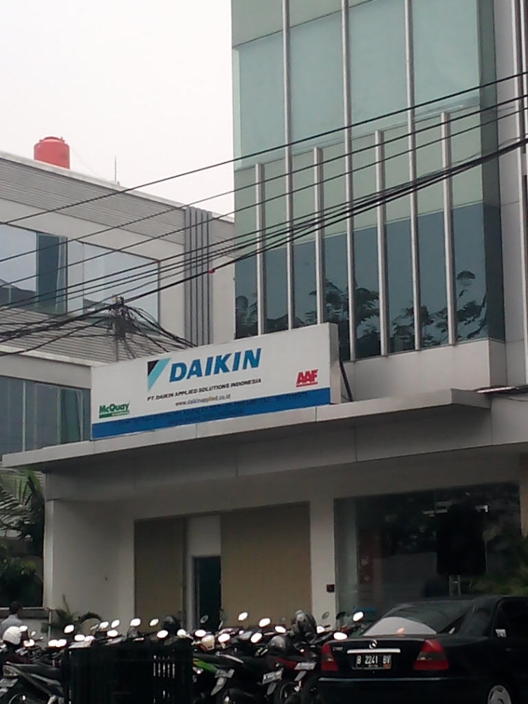 2706885