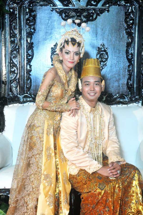 Make Up dan Rias Pengantin