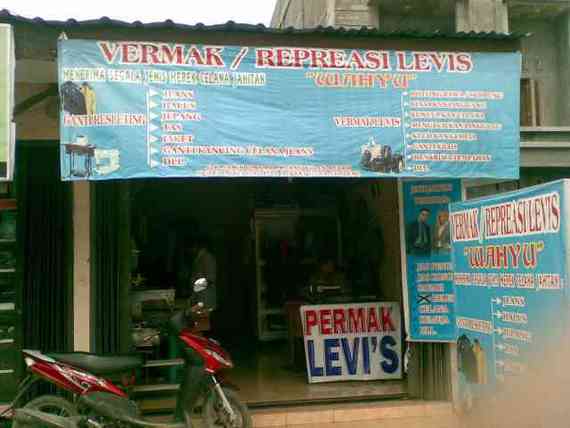 Banner Vermak Levis contoh banner keren