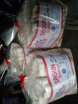 Kue Sagon