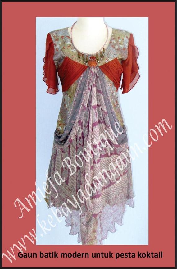 Gaun Batik Modern Pesta Koktail