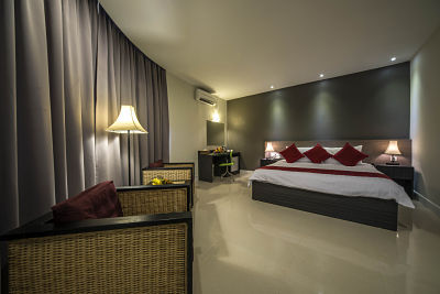 Inside View (2)