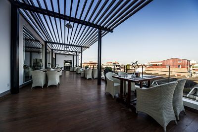 Over View (2)