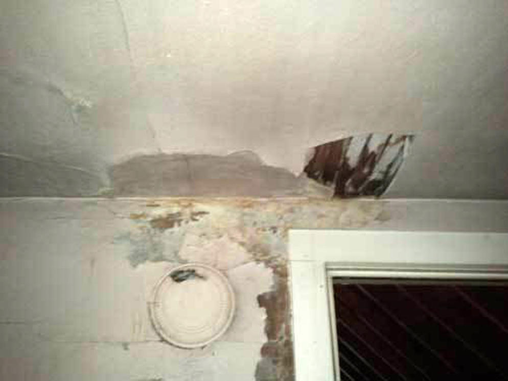CONCRETE GUTTER LEAKING