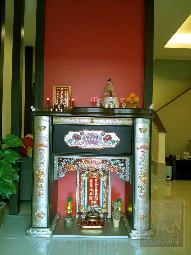 4尺七彩深褐色神台