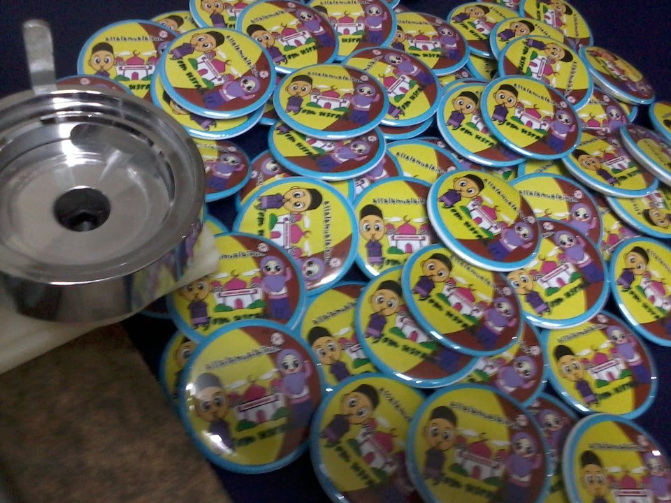 button badges 