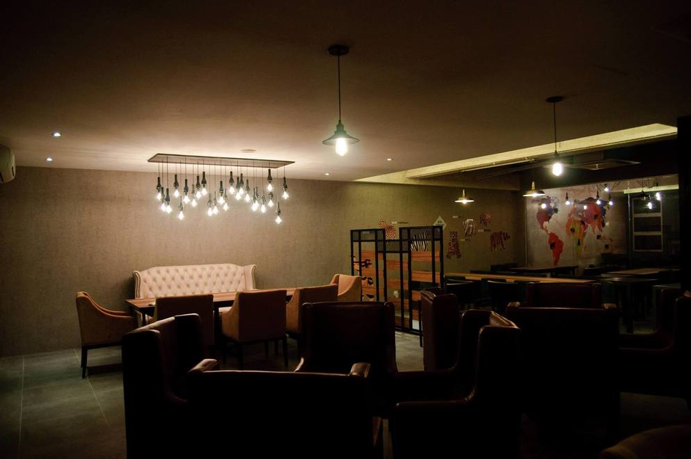 gCafe interior