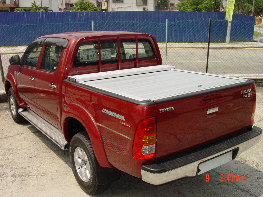 Roller shutter Hilux