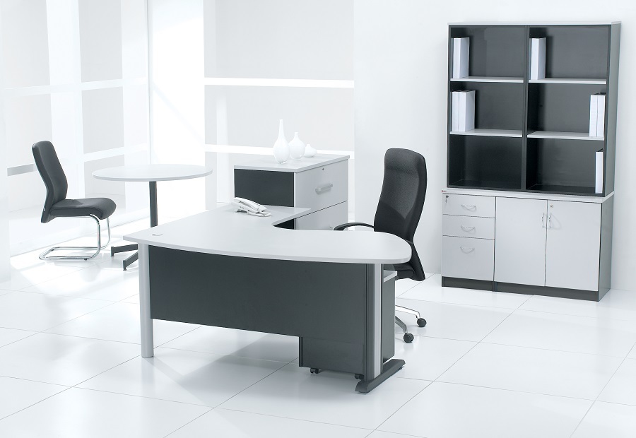 ENZO   Director Set