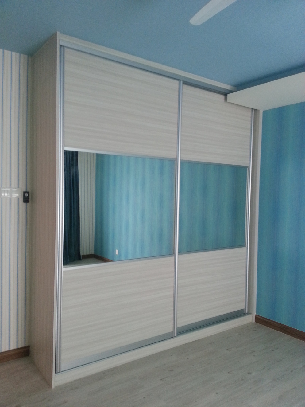 ANTI JUMP G2 ALUMINIUM FRAME MIRROR MELAMINE Z06 SLIDING DOOR WARDROBE