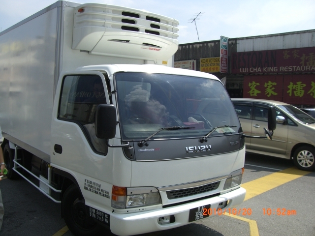 ISUZU REBUILD NPR81 REFRIGERATED INSULATED BOX c/w MITSUBISHI FREEZER UNIT (NT SEAFOOD)