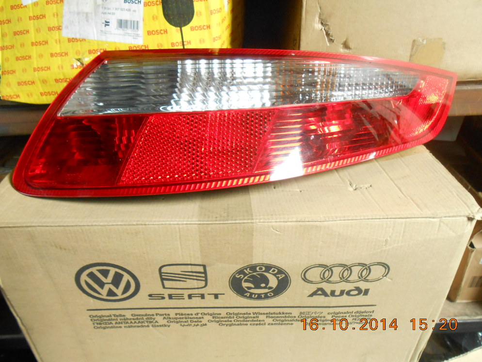 PORSCHE 911 TAIL LAMP