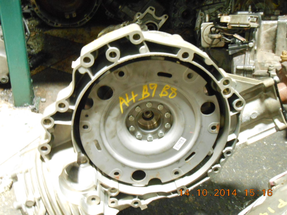 AUDI A4 B8 GEAR BOX