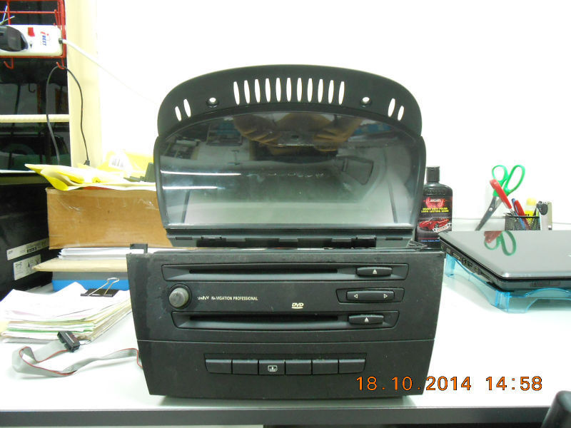 E90 325 RADIO DVD