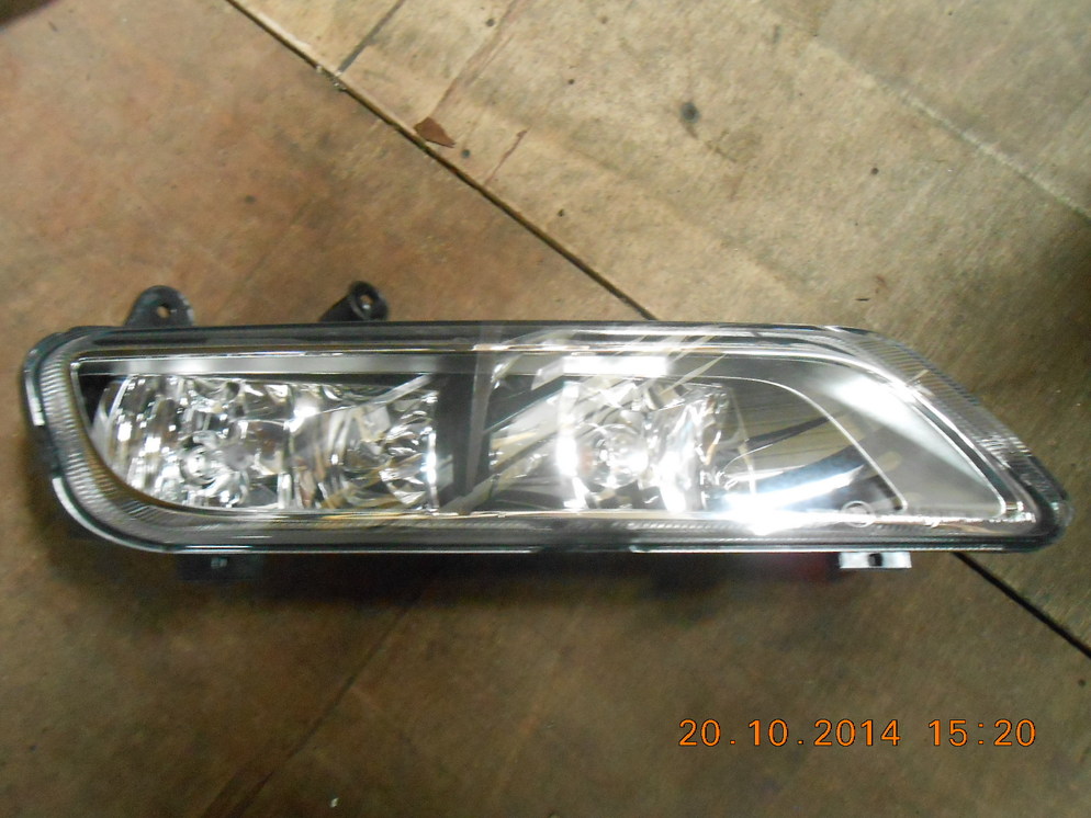 VW PASSAT FOG LAMP