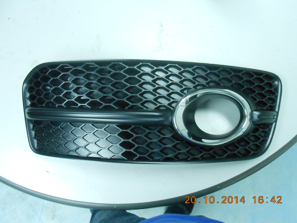 AUDI Q5 FOG LAMP COVER