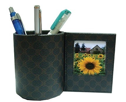 DES1406 Patterned PU Pen Holder