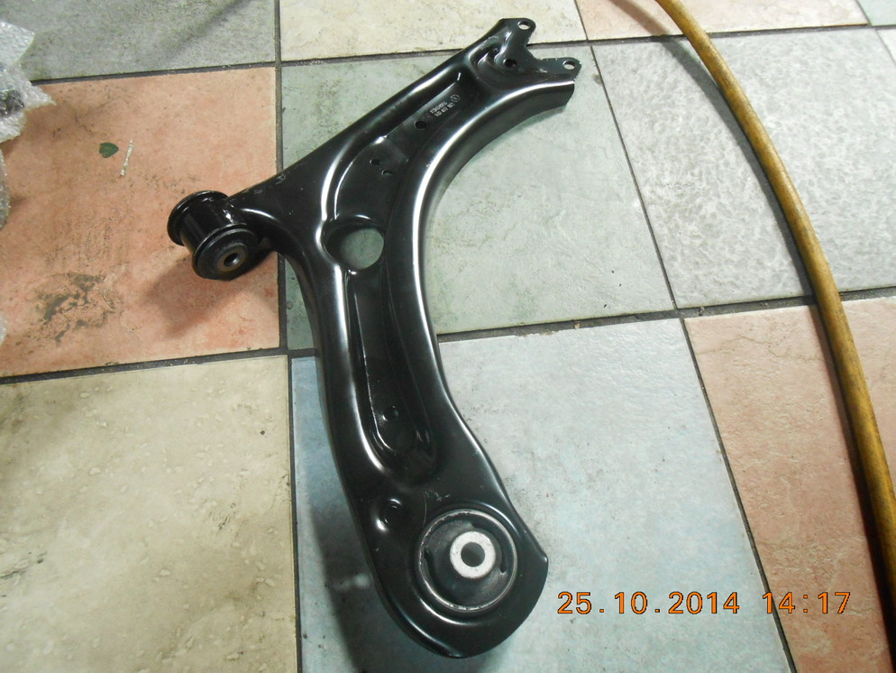 VW JETTA LOWER ARM