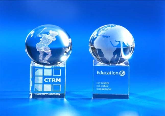 AWC1414 Crystal Award