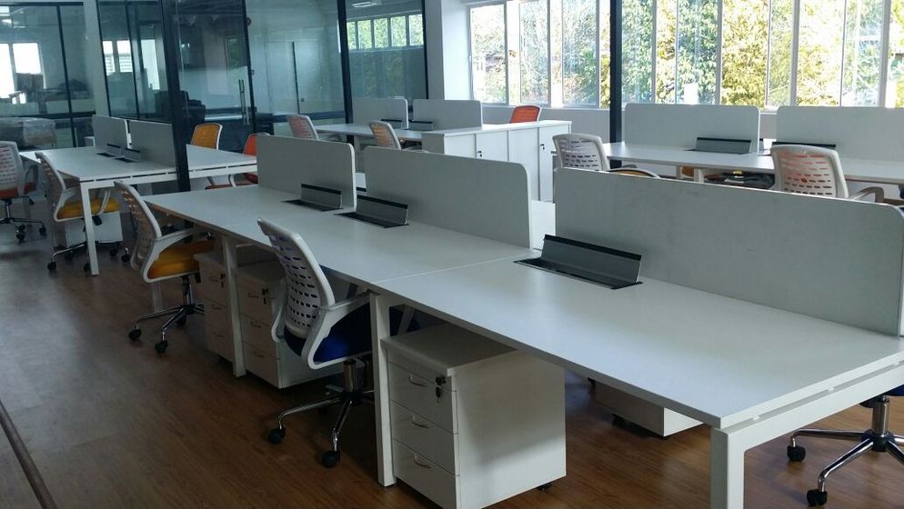 Desking System (Chipboard) 