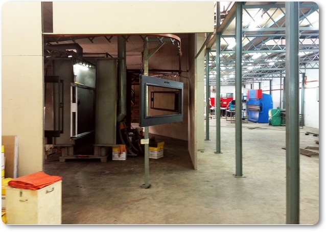 WE ARE A LEADING SECURITY DOOR MANUFACTURER IN MALAYSIA AND HAVE MORE THAN 20 SHOWROOMS AROUND MALAYSIA.