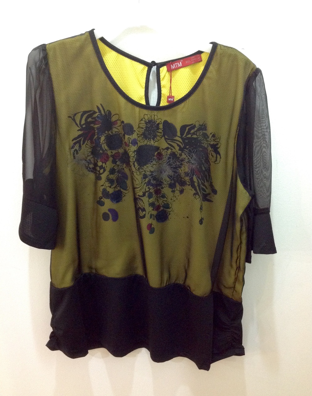 Blouse: 18-1223-3XL