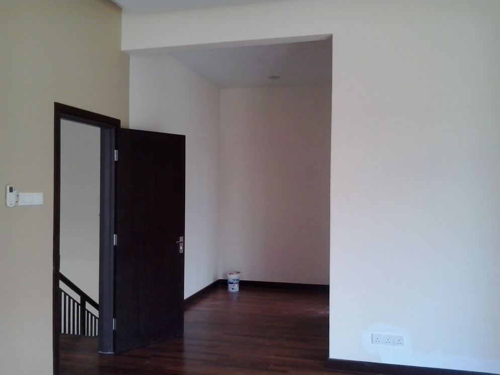 master bedroom walk in wardrobe ( before)