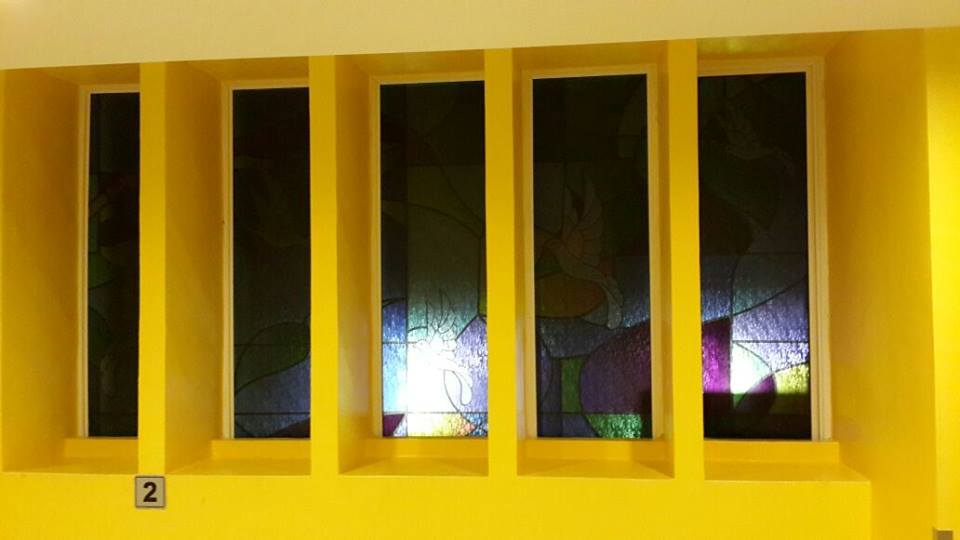 Assunta hospital glass panel