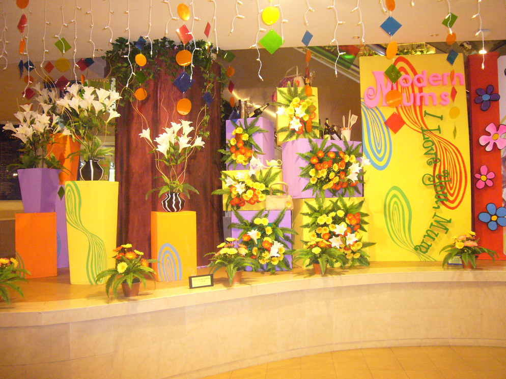 Mother's Day Decor