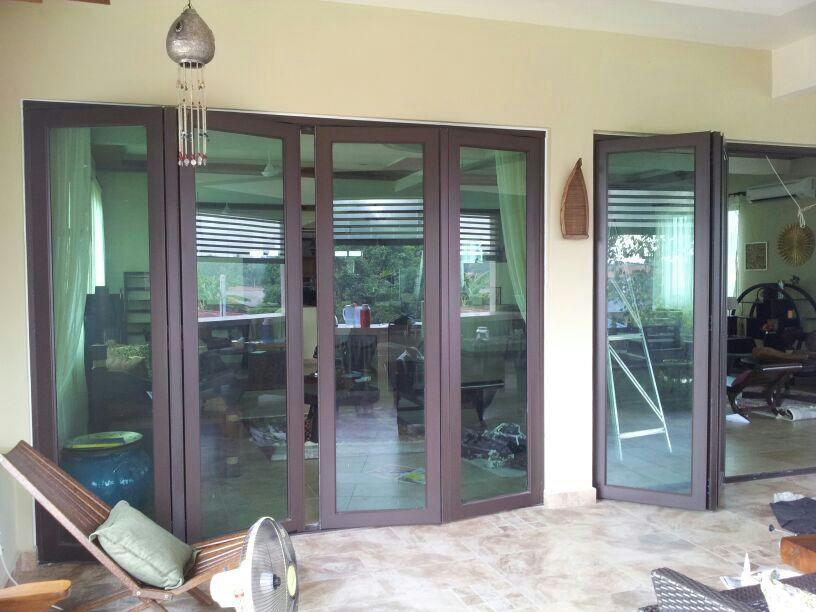 Aluminium Folding Door