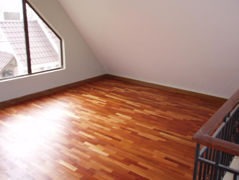 Laminated Flooring