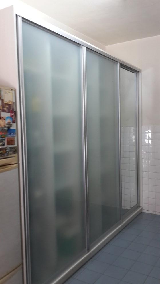 Sliding 2 Frosted + 1 Mirror Glass Door