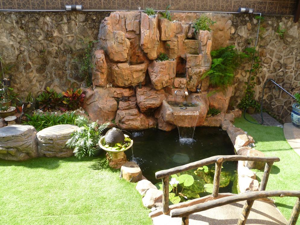 Rocks - Water Fall