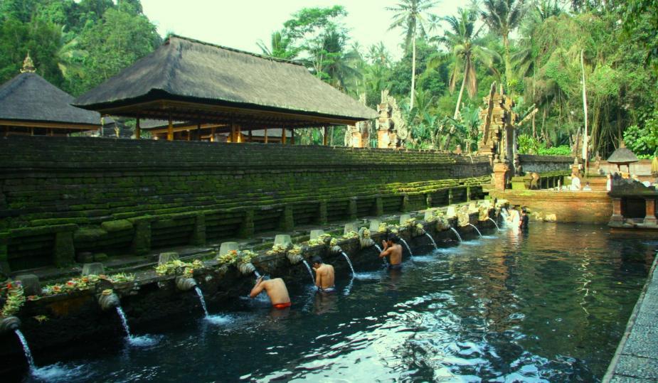 TAMPAK SIRING BALI