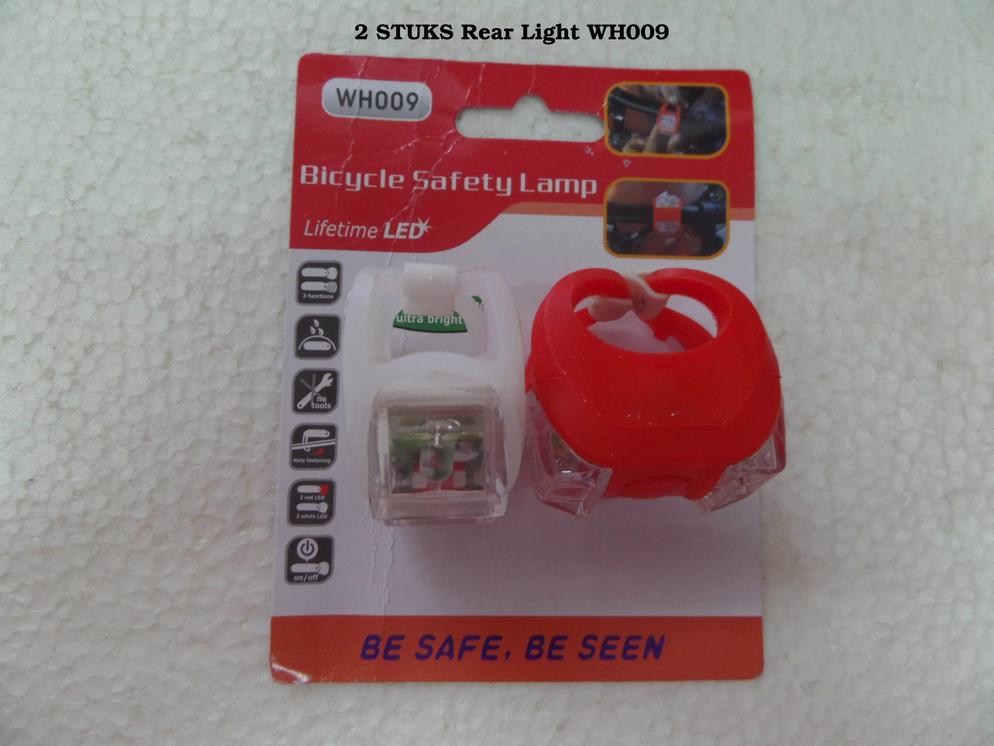 2 STUKS Rear Light WH009