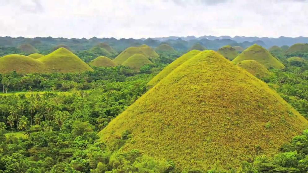 CHOCOLATE HILLS