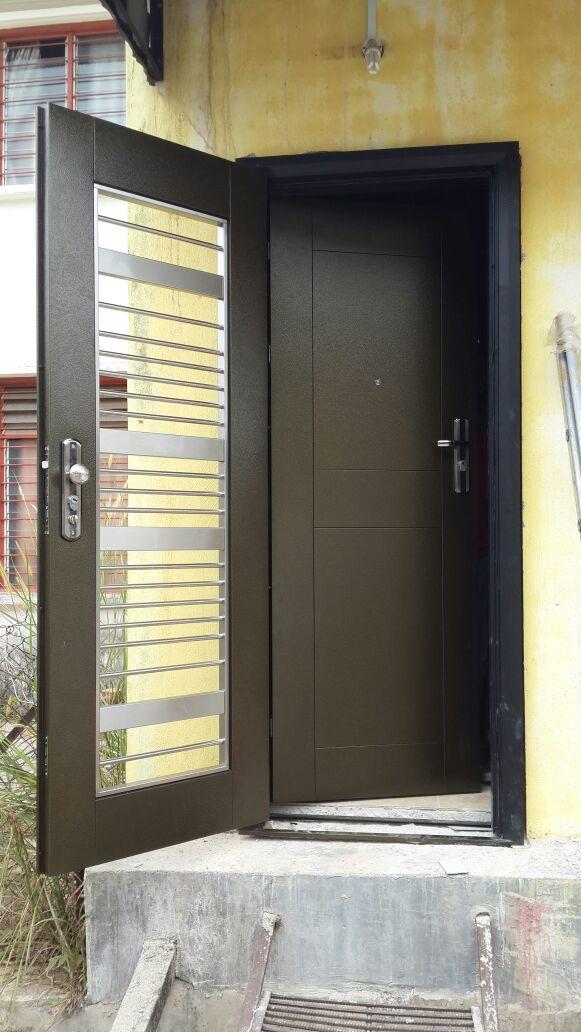 Safety door