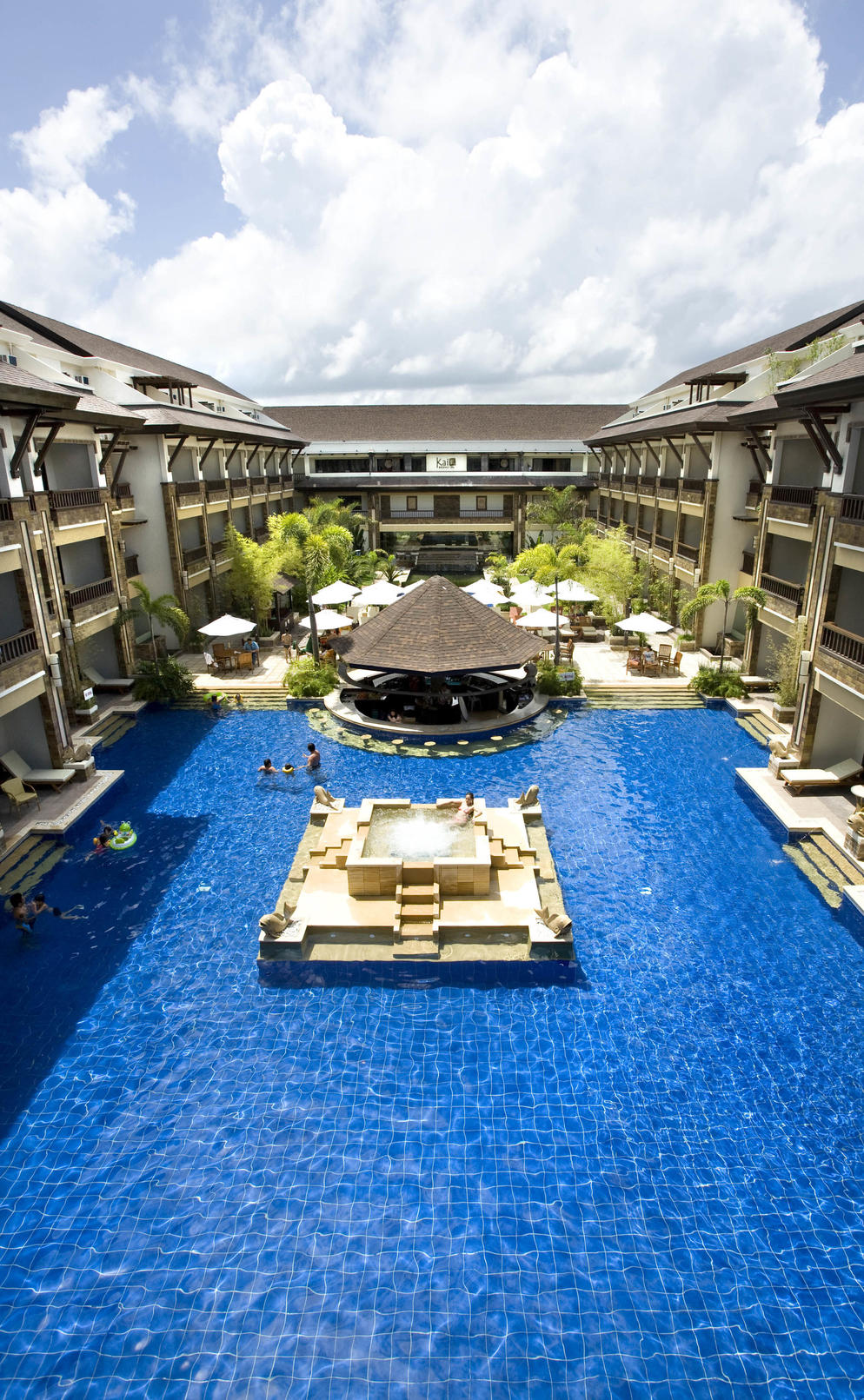 BORACAY REGENCY BEACH RESORT AND SPA (East Wing)