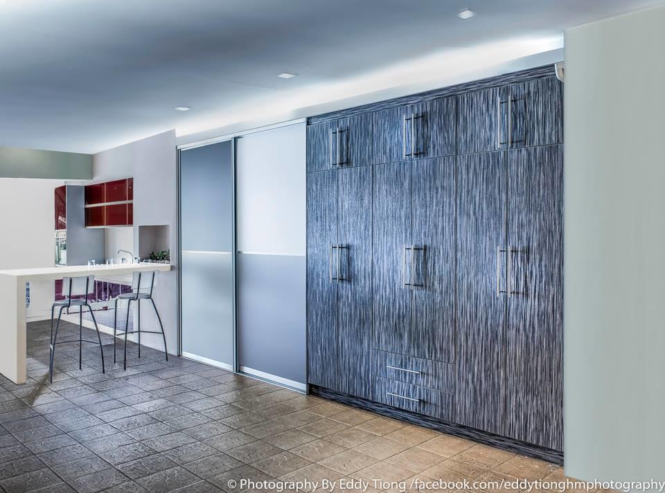 Wardrobe - Swing Door