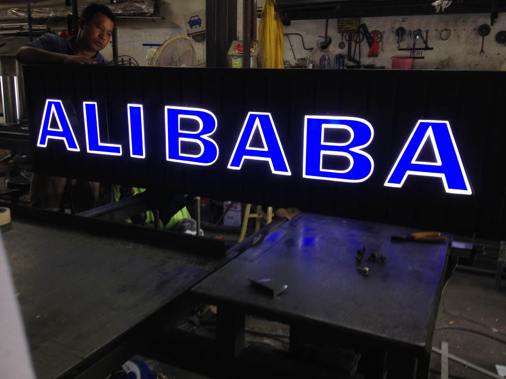 LED BOX UP LETTERING