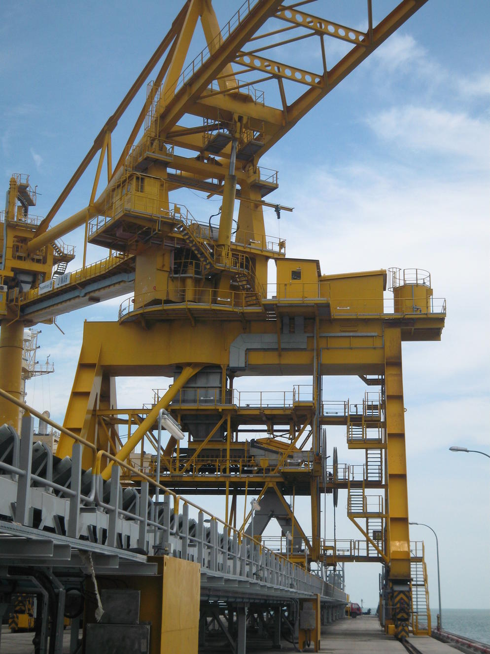 Registered and Supply New Lifting & Structure Service