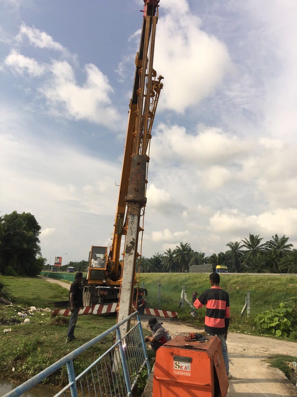 20 Ton Hydraulic with 10m frame Piling Equipment