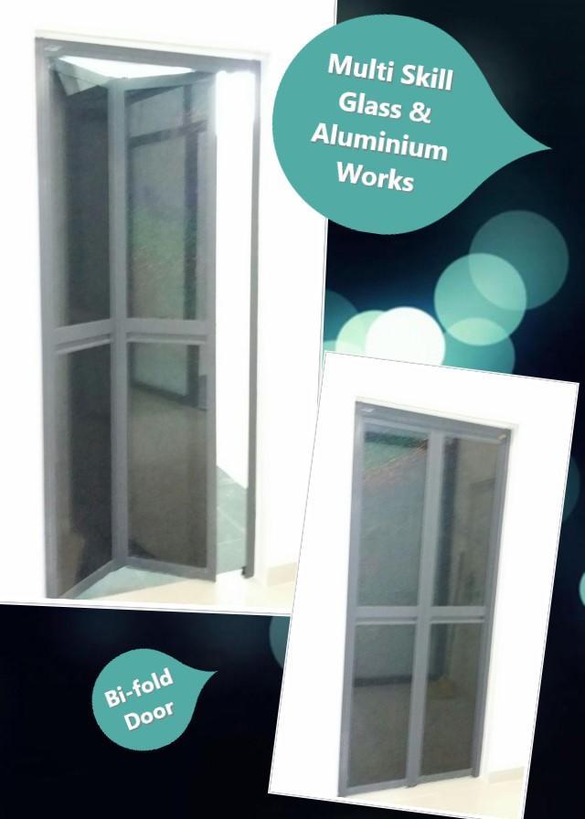 2476902 Bi fold Door