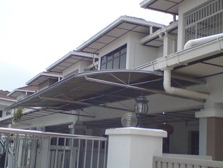 Awning with Polycarbonate